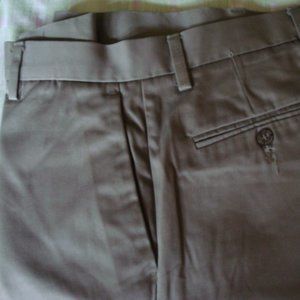 NWOT DOCKERS STRAIGHT FIT FLAT FRONT DARK KHAKI PANTS SIZE 34X30